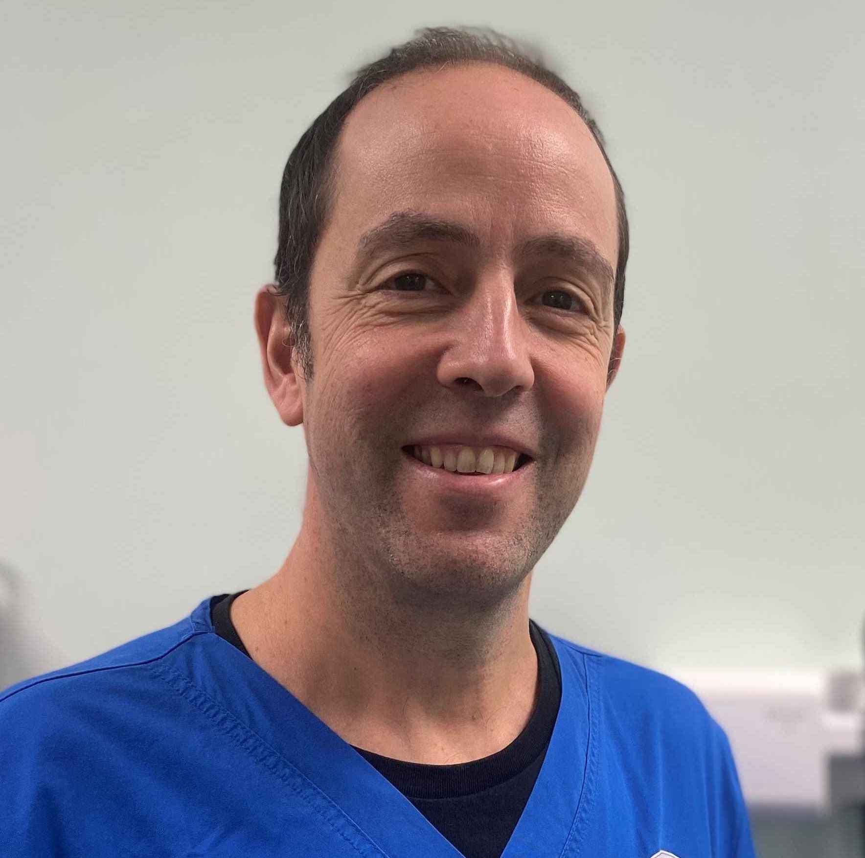 Dr. Julien Dandrieux